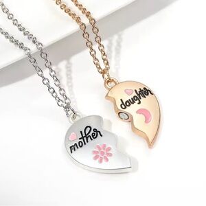 Mother Daughter Heart Pendant Necklace Set
